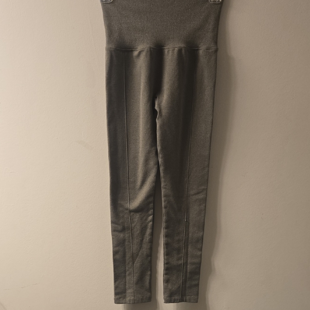 ICON Gray High-Waisted Leggings